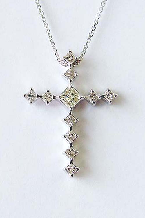 diamond cross penant