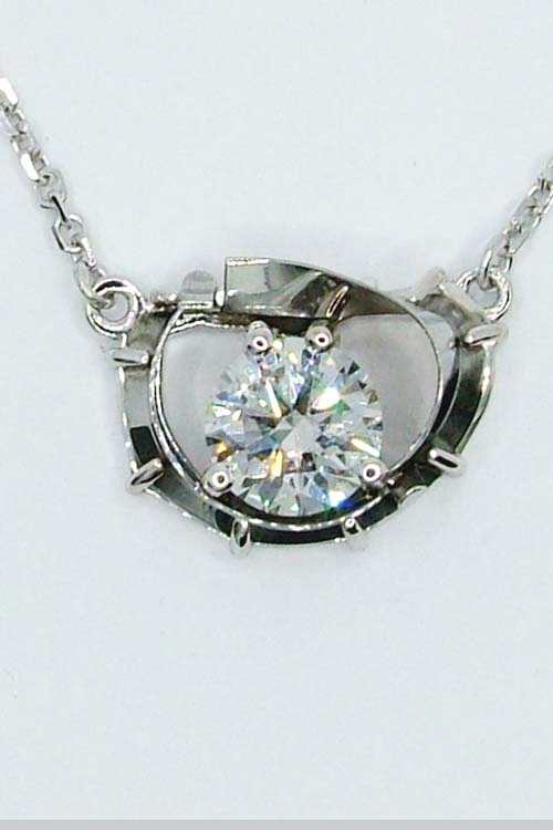 custom diamond necklace