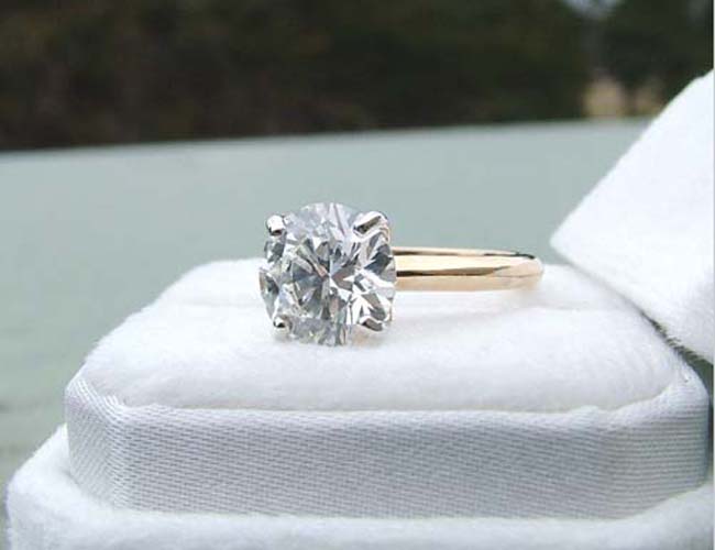 solitaire engagement ring