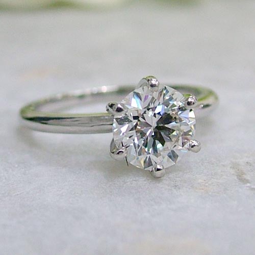 round shaped engagement ring