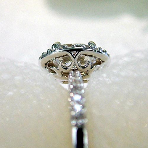 custom made engagement ring at scotts custom jewelers in columbus ohio