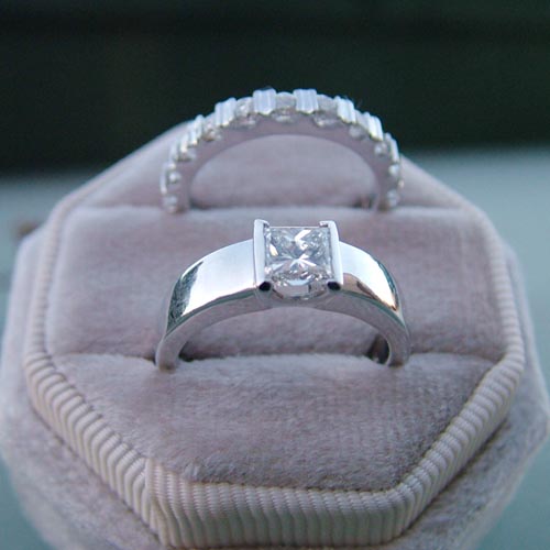 bezel engagement ring set