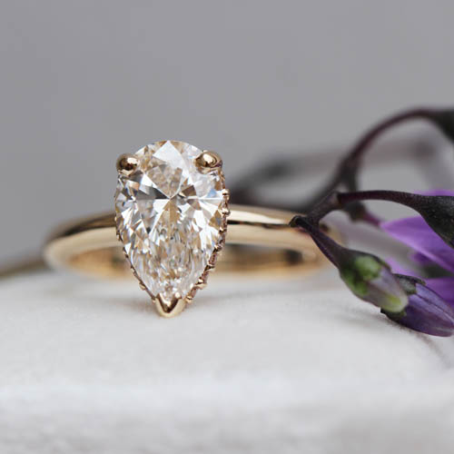 pear shaped engagement ring shape