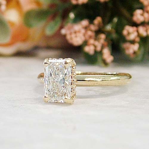 hidden halo radiant cut ring